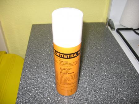 ANTIBIOTIQUE LOCAL .