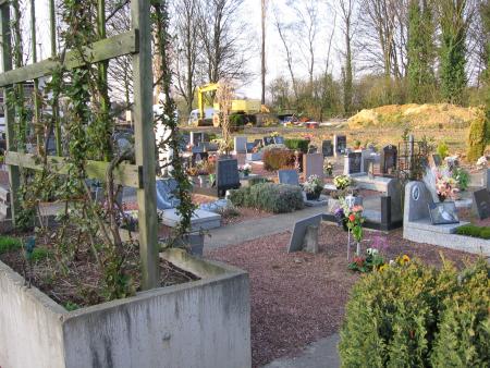 LE CIMETIERE UN BEL ENDROIT  .