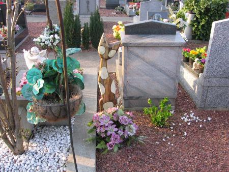 LE CIMETIERE UN ENDROIT OU ONT SE SENT BIEN   .