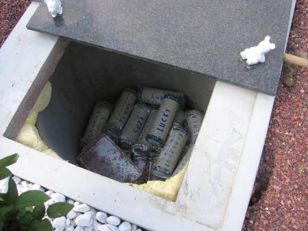 L ' ENTERREMENT DE LUCKY .