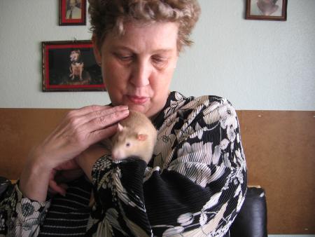 ETANE AVEC MAMY  GENTIL AUSSI .