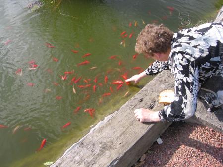 MAMY ET LES POISSONS !!