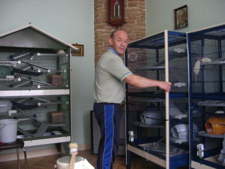 LE NETTOYAGE SE FAIT DOUCEMENT  .