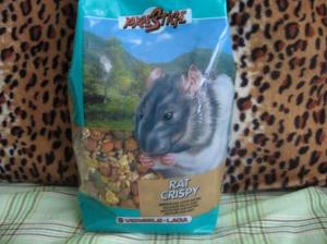 L' ALIMENTATION TRES VARIEES  .